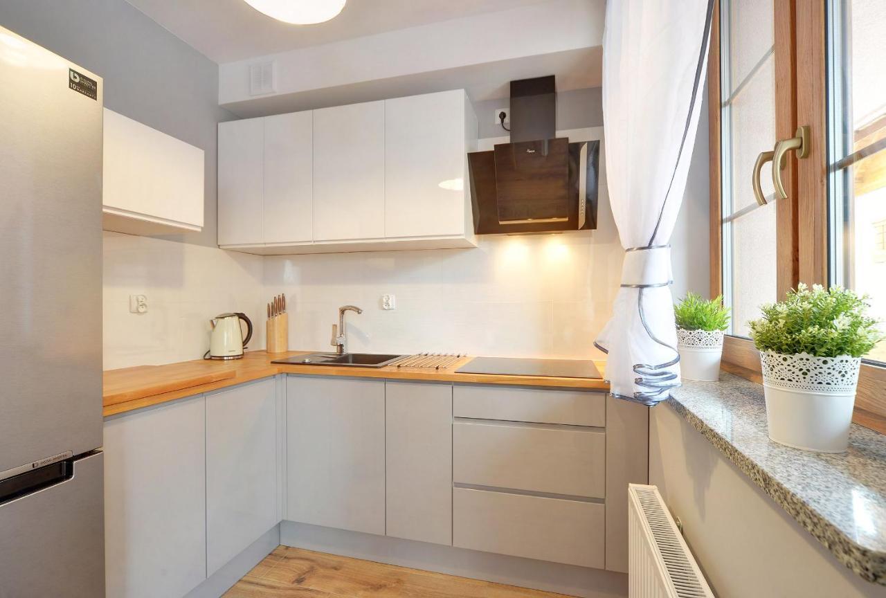 Hello Apartamenty - Lesny Dom カルパッチ エクステリア 写真