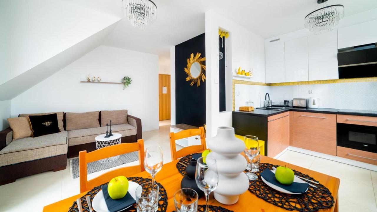 Hello Apartamenty - Lesny Dom カルパッチ エクステリア 写真