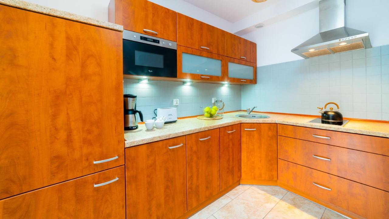Hello Apartamenty - Lesny Dom カルパッチ エクステリア 写真