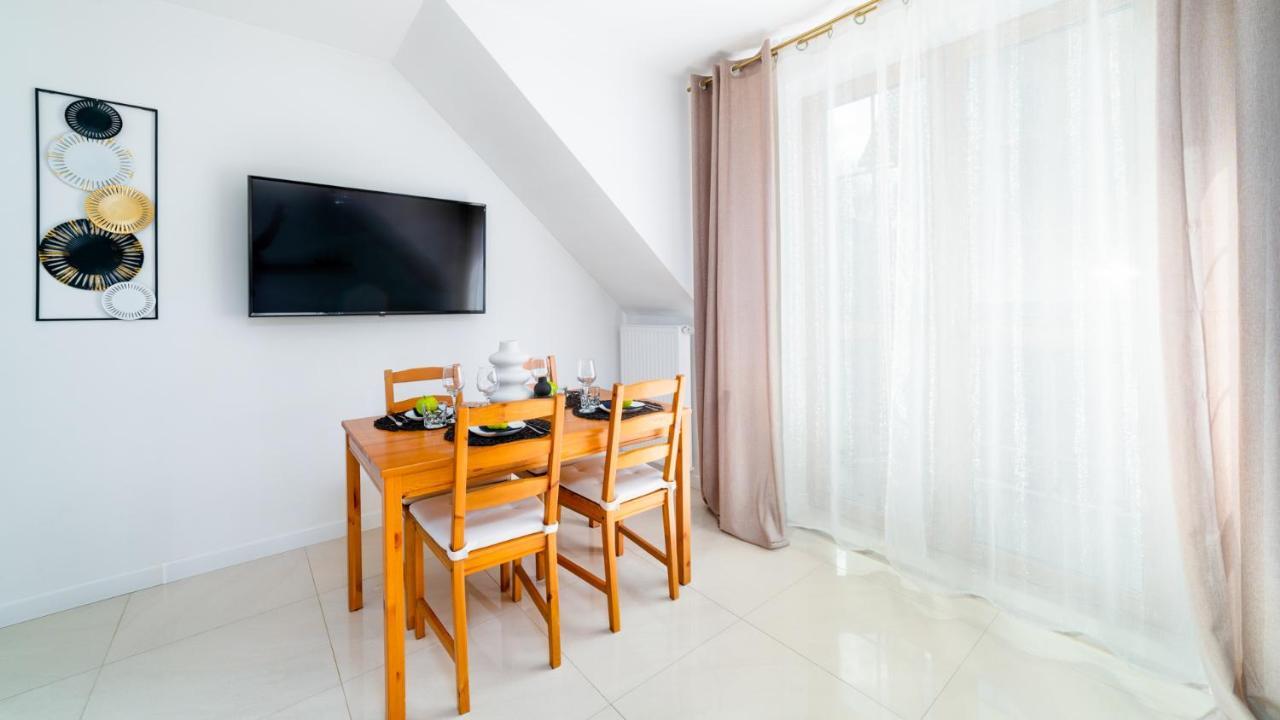 Hello Apartamenty - Lesny Dom カルパッチ エクステリア 写真