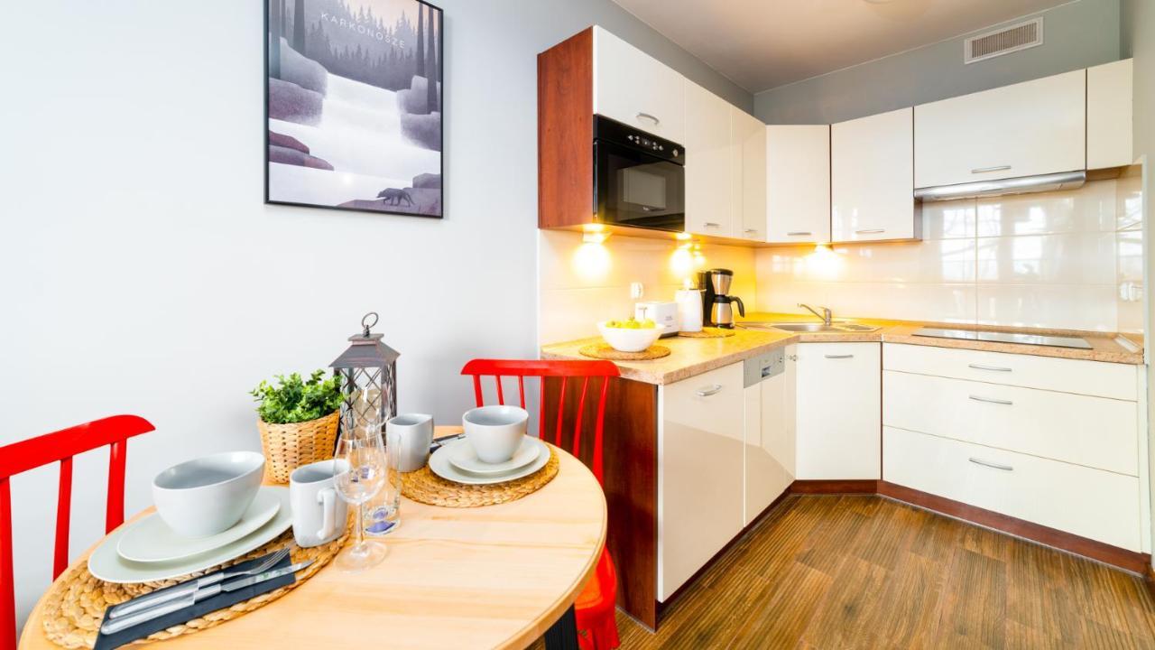 Hello Apartamenty - Lesny Dom カルパッチ エクステリア 写真